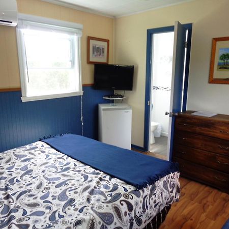Motel Des Deux Lacs Waterloo Δωμάτιο φωτογραφία