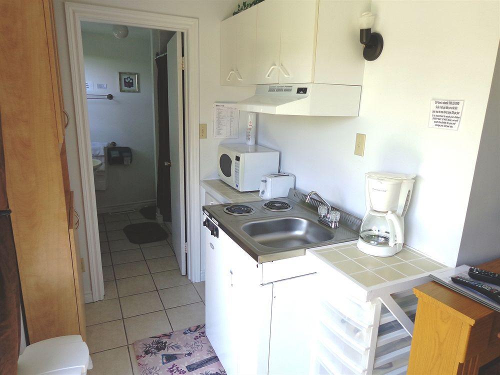 Motel Des Deux Lacs Waterloo Εξωτερικό φωτογραφία